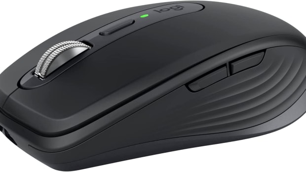 The MX Vertical: Logitech's New Ergonomic Mouse Form Factor Uses a  Handshake Position - Core77