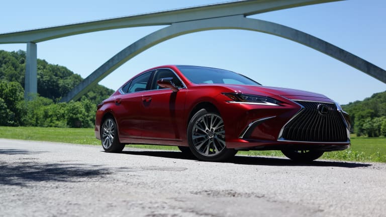 Lexus Delivers Edgy Elegance With Their 2019 Es - Acquire