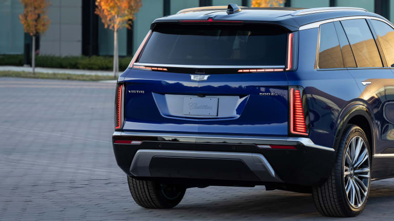 Cadillac unveils the 7-seat Vistiq EV - Acquire