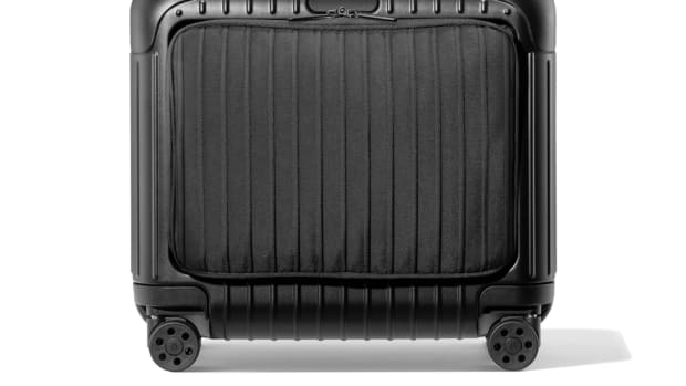 Rimowa brings back its aluminum pilot-style case with the new