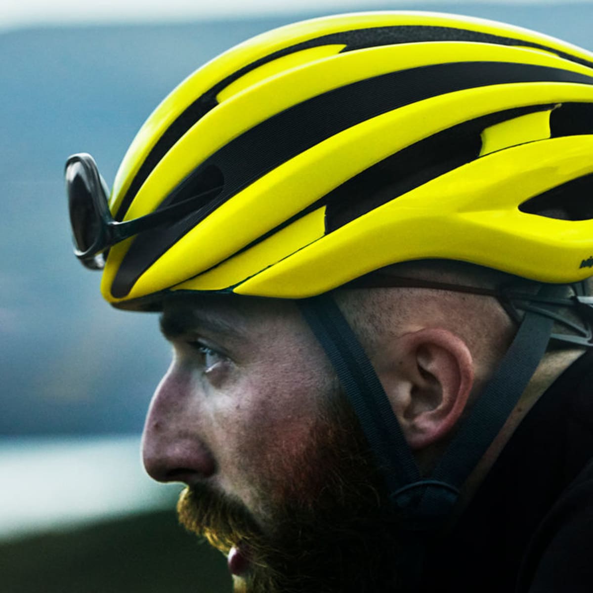 rapha giro helmet