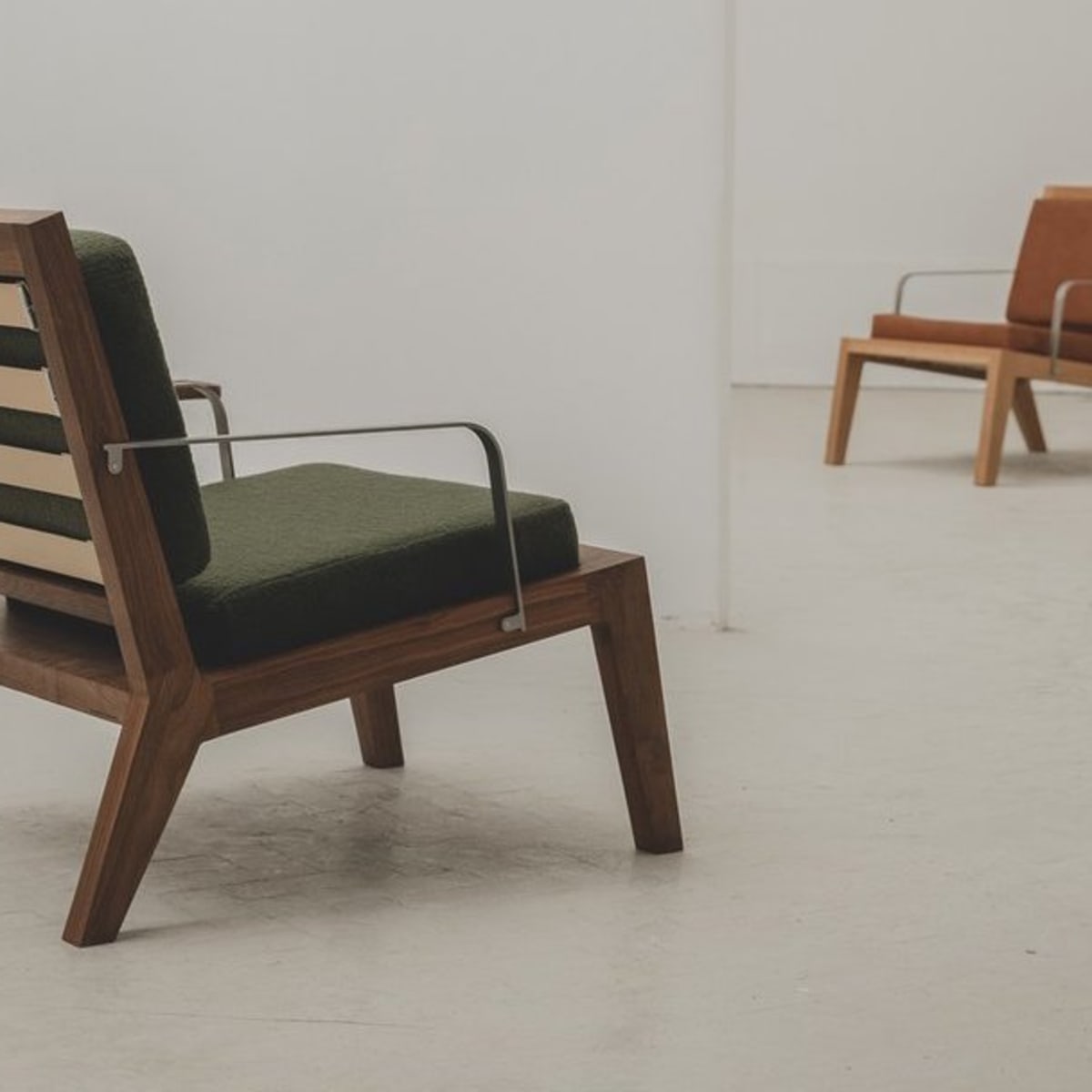 instrmnt lounge chair