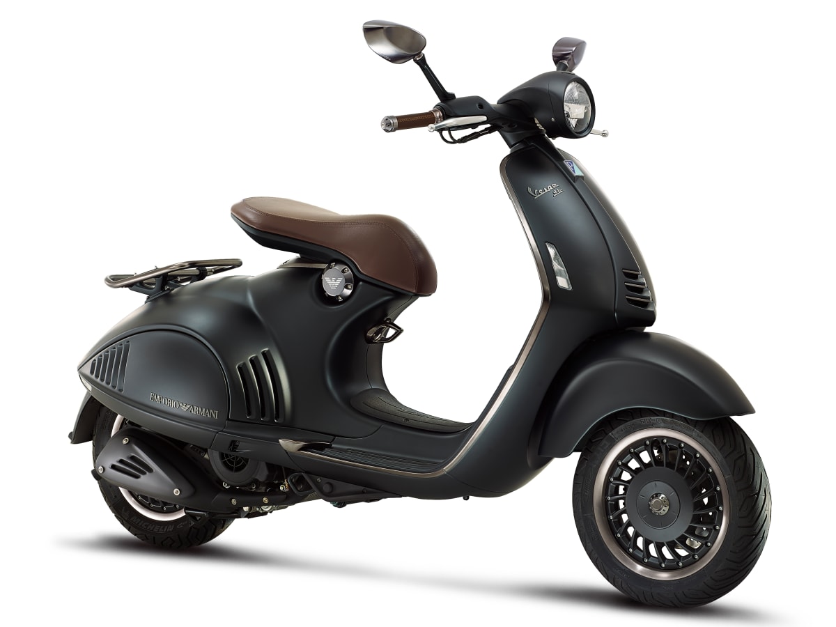 Giorgio Armani and Vespa release a limited edition scooter - Acquire