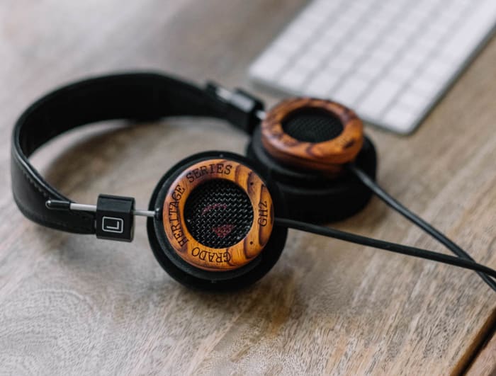 Grado uses cocobolo wood for its new limited edition headphone - Acquire