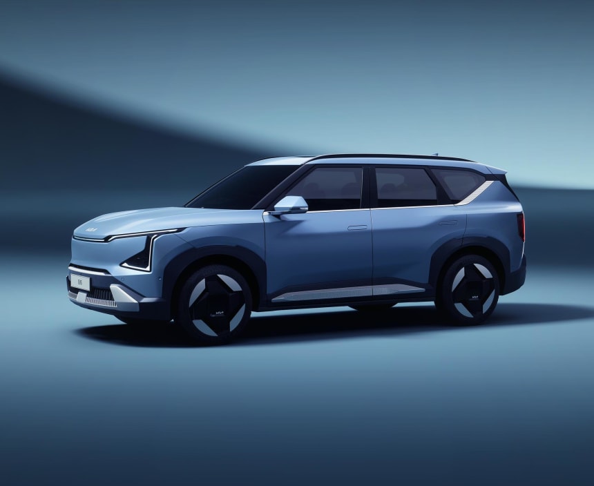 Kia unveils the production version of the all-electric EV5 compact SUV ...