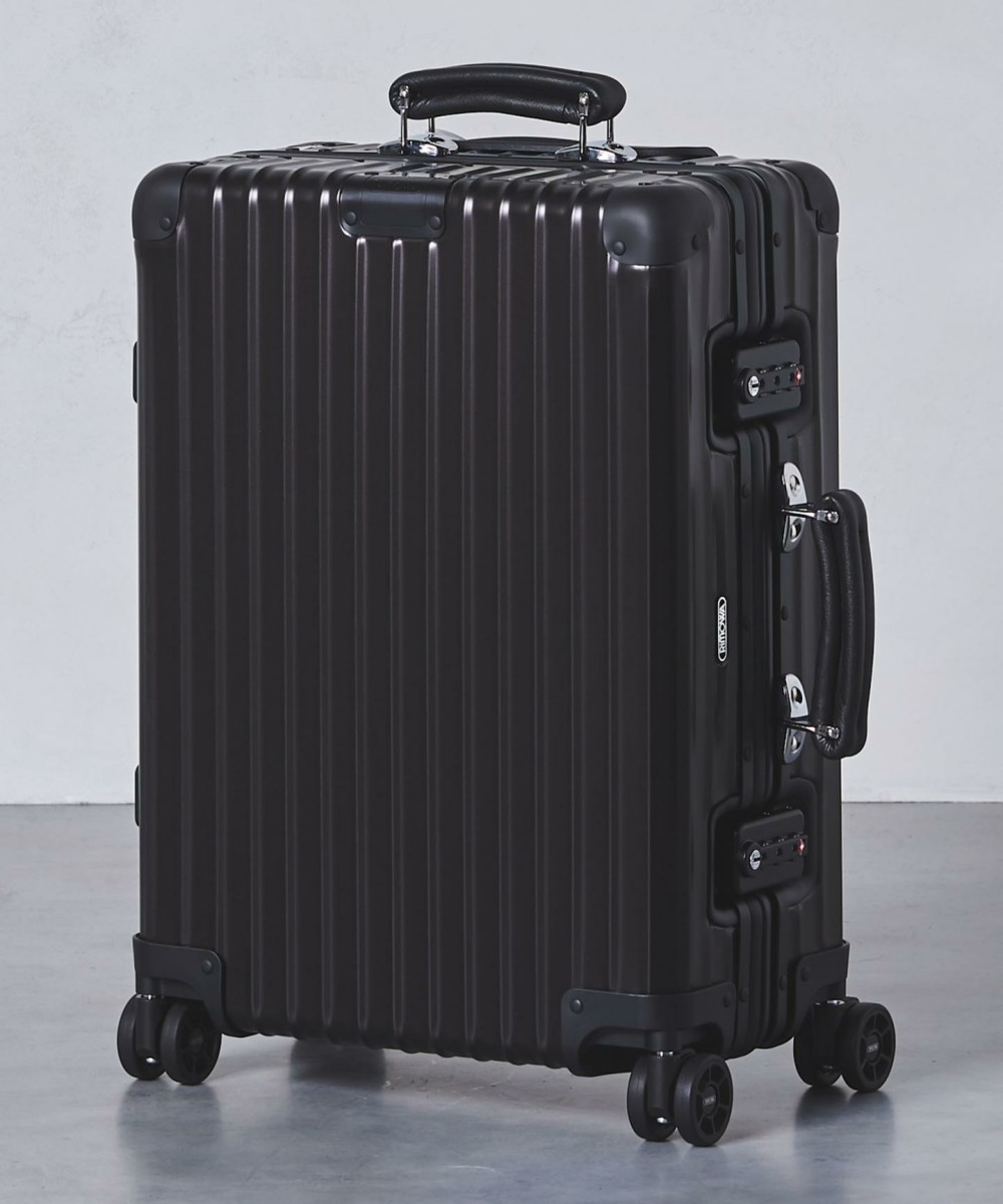 United Arrows is releasing Rimowa's Classic Flight suitcases in
