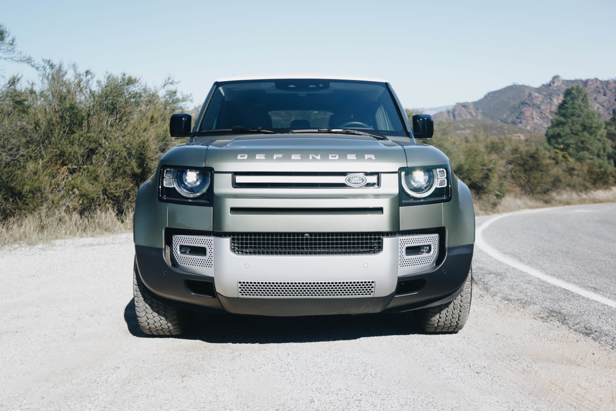 Taking a look back at the new Land Rover Defender on World Land Rover ...