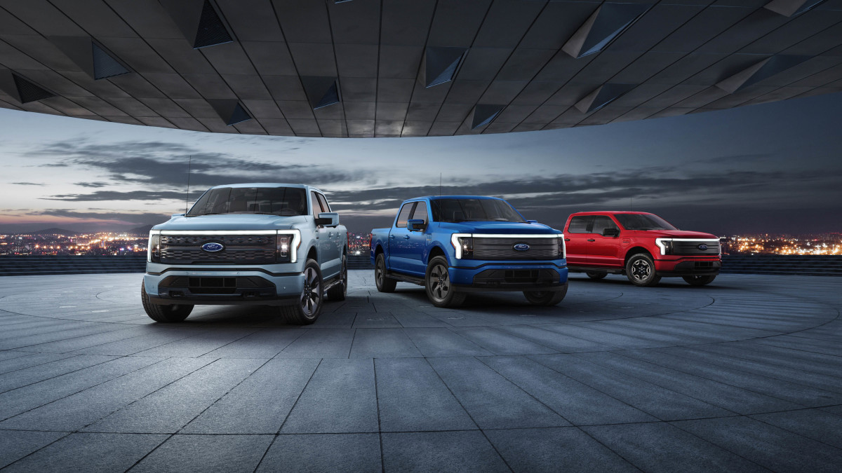 Ford Reveals The All Electric F 150 Lightning Acquire