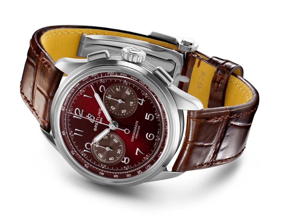 Breitling red dial sale