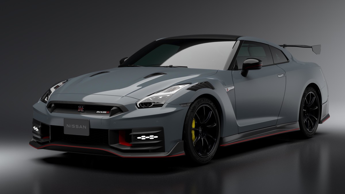 Nissan unveils the latest evolution of the GTR supercar Acquire
