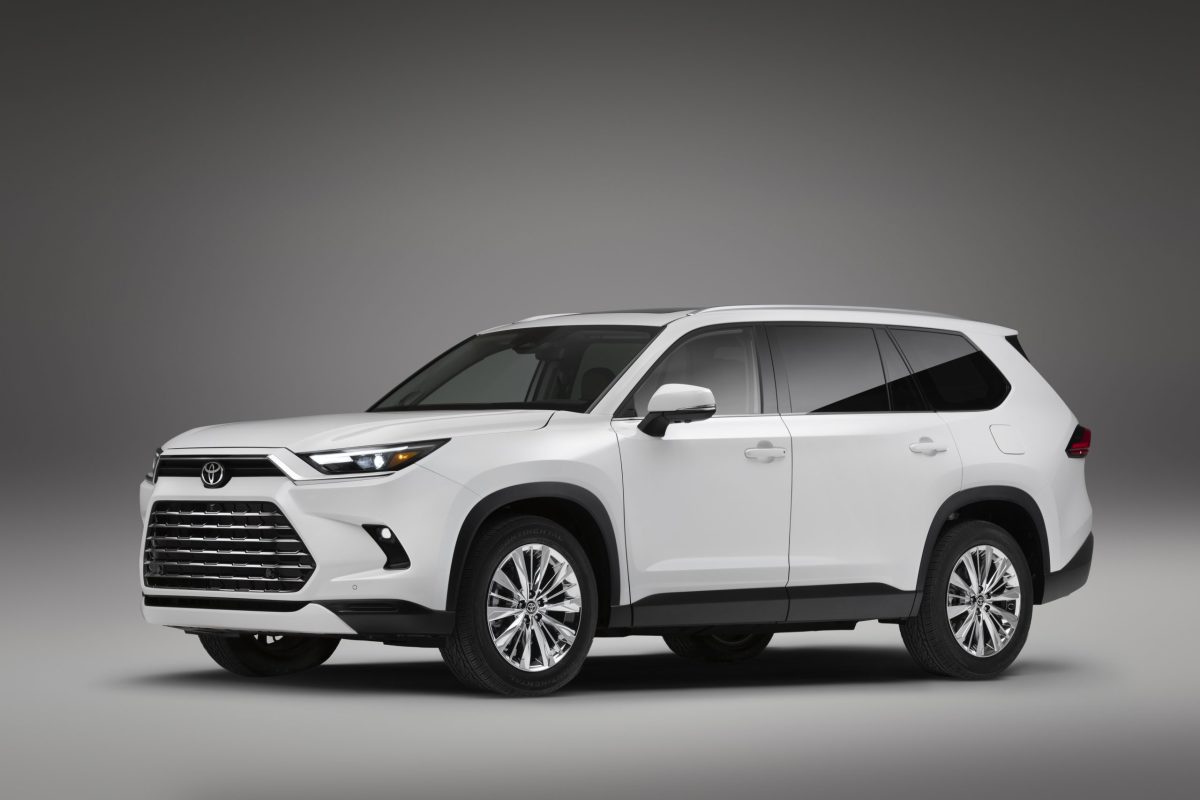 Toyota unveils the firstever Grand Highlander Acquire
