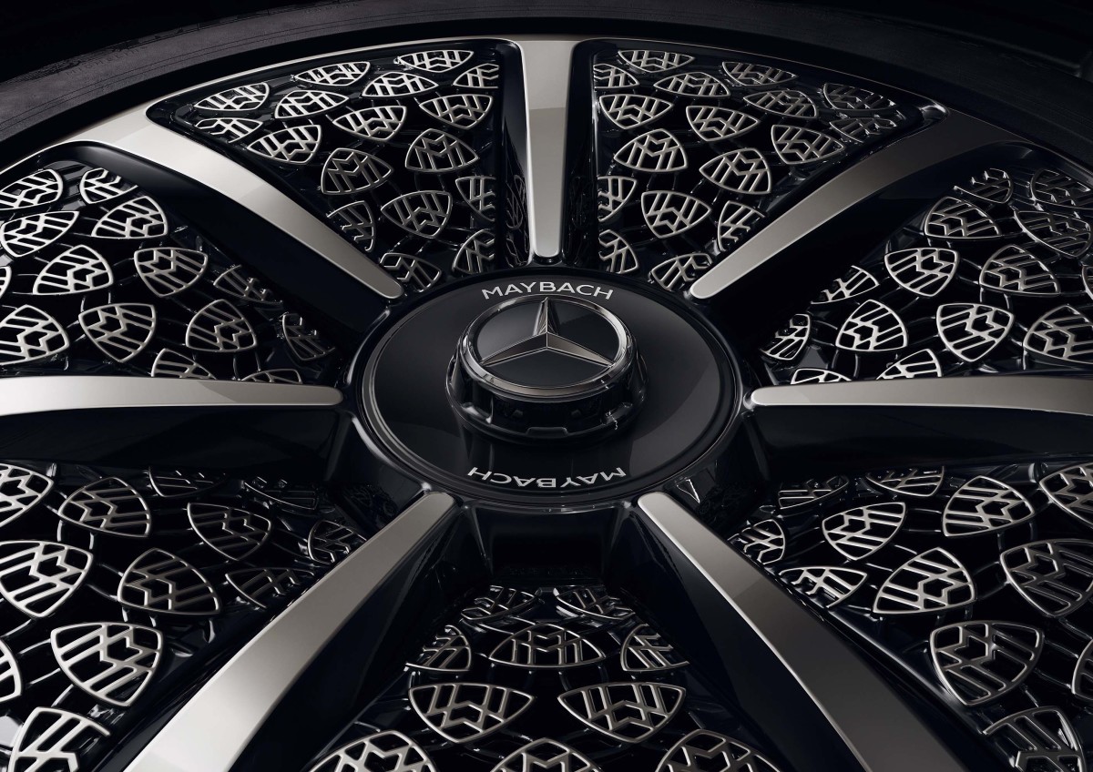 MercedesMaybach unveils the Night Series Acquire