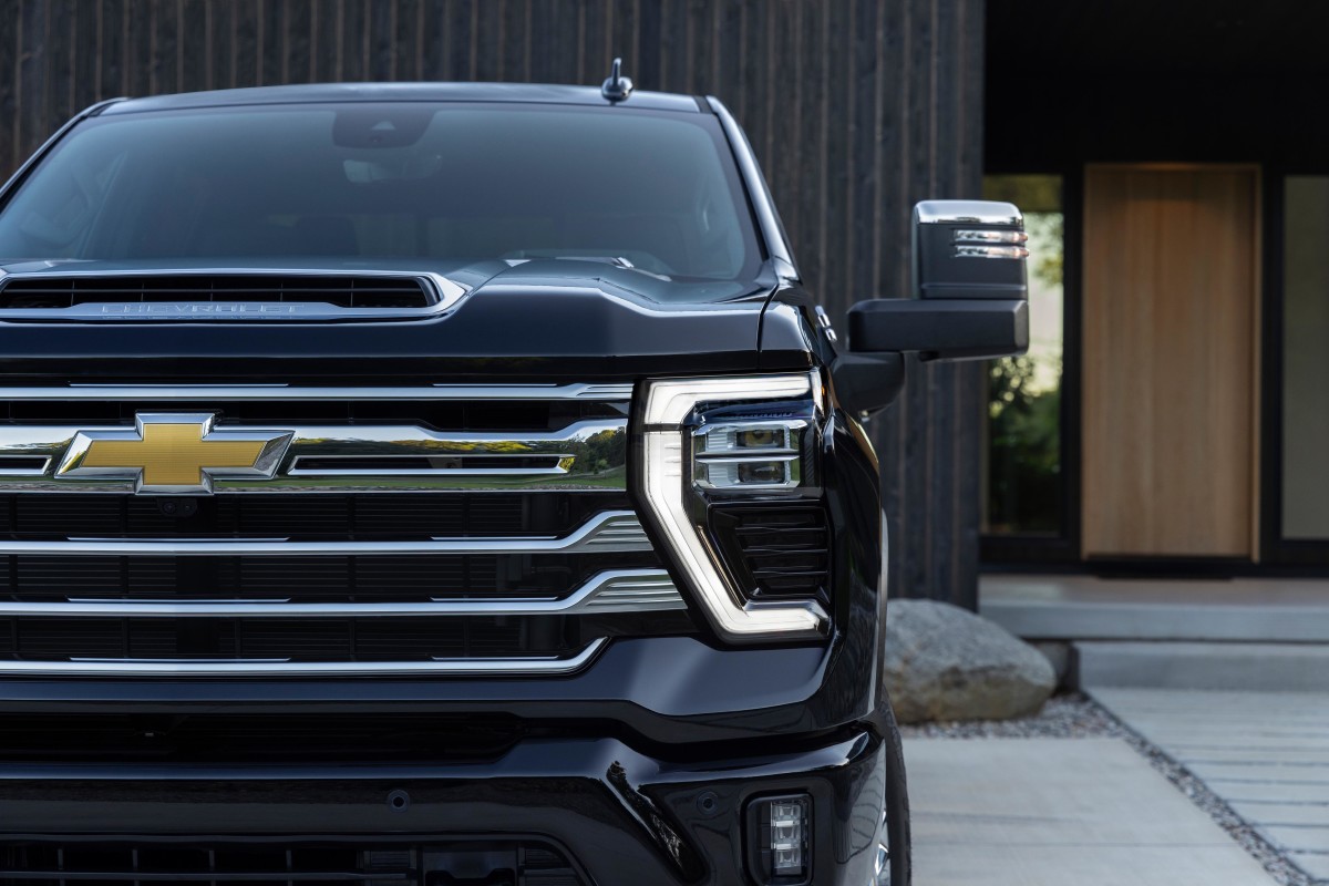 Chevrolet Unveils The 2024 Silverado HD - Acquire