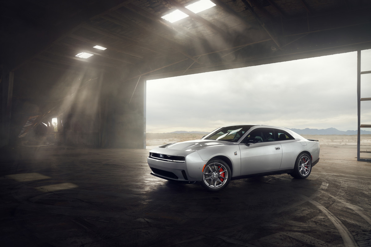 Dodge Unveils The World's First Electric Muscle Car With The All-new ...