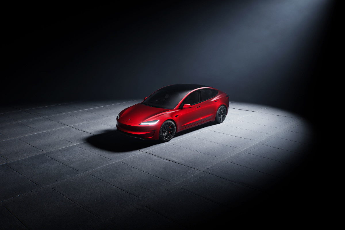 Tesla's new Model 3 Performance can get from 0-60 in 2.9 seconds - Acquire