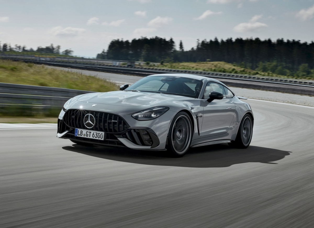 Mercedes-AMG unveils the AMG GT 63 Pro 4MATIC+ - Acquire