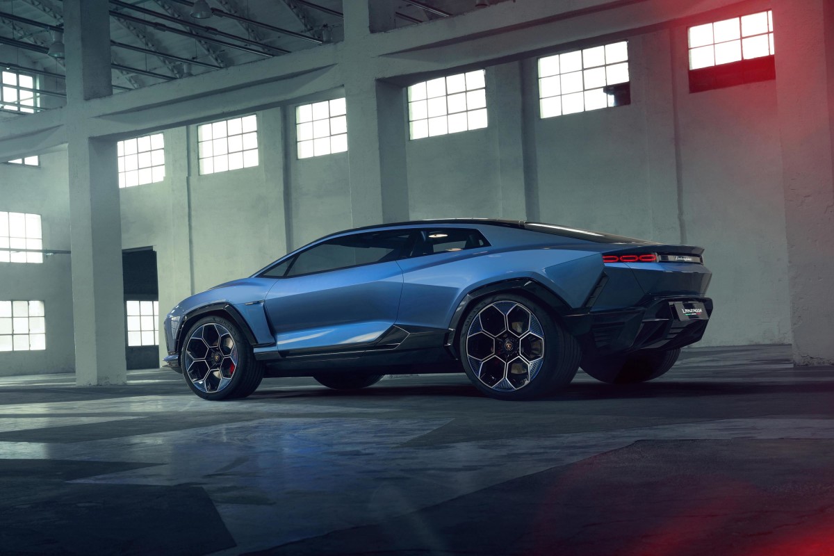 Lamborghini previews its first electric car with the Lanzador concept ...